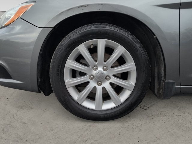 2013 Chrysler 200 Limited