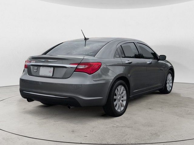 2013 Chrysler 200 Limited