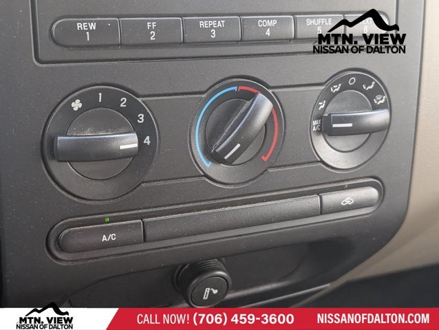 2004 Ford F-150 XLT
