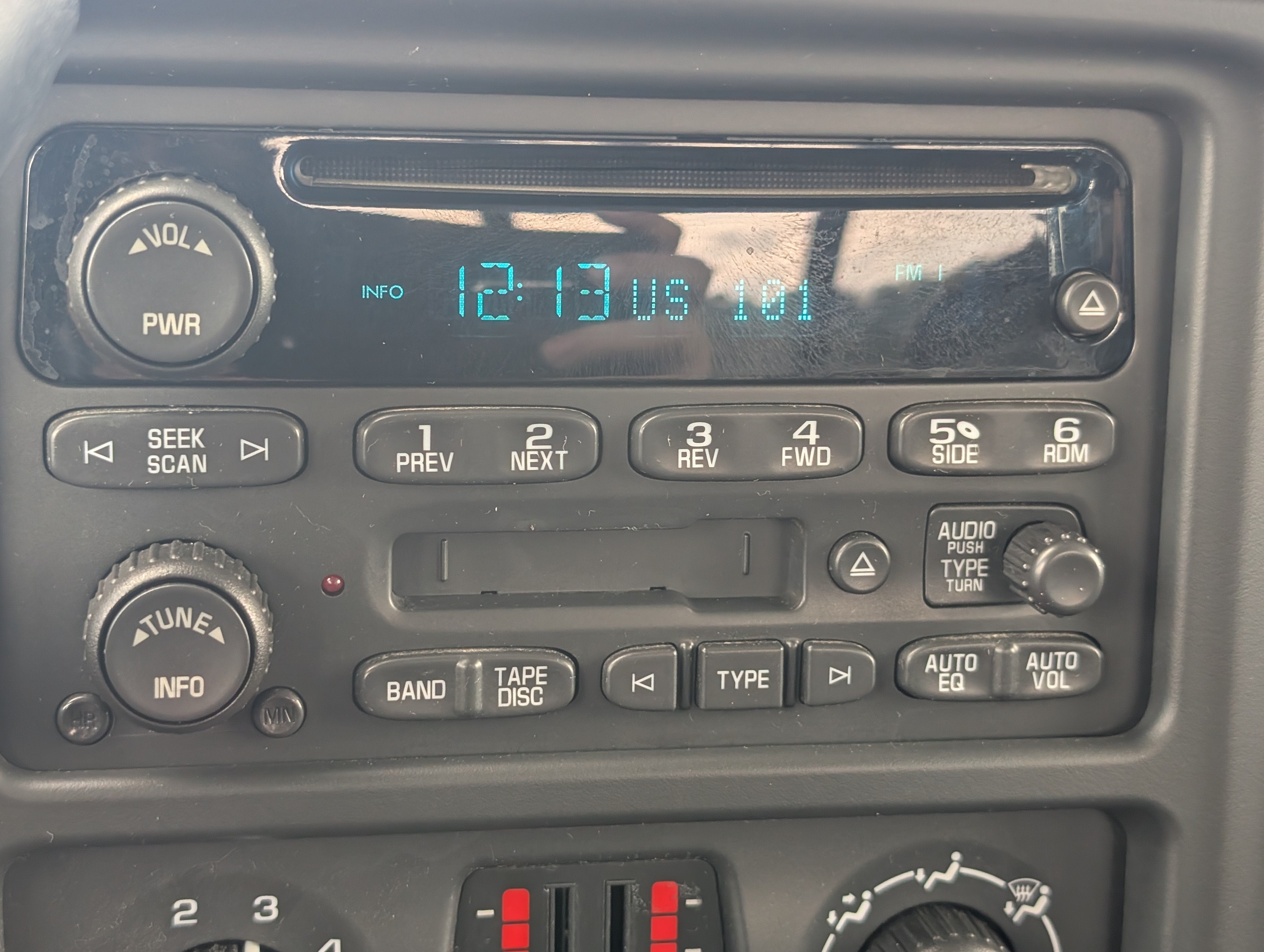 2005 Chevrolet Silverado 2500HD LS