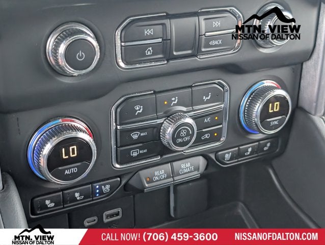 2024 GMC Yukon XL SLT