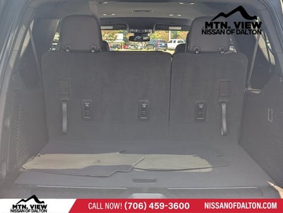 2024 GMC Yukon XL SLT