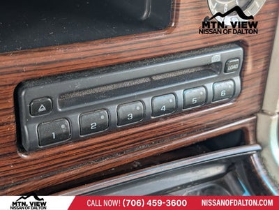 2003 Cadillac Escalade Base