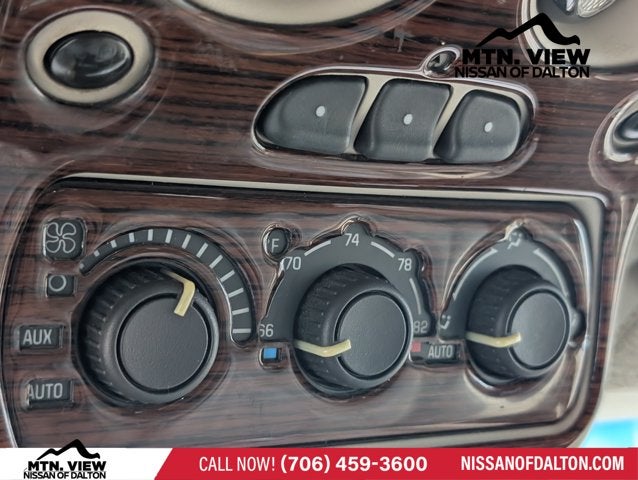 2003 Cadillac Escalade Base
