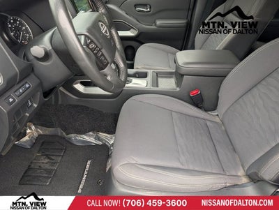 2024 Nissan Frontier SV
