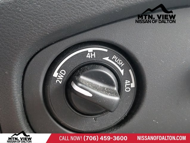 2024 Nissan Frontier SV