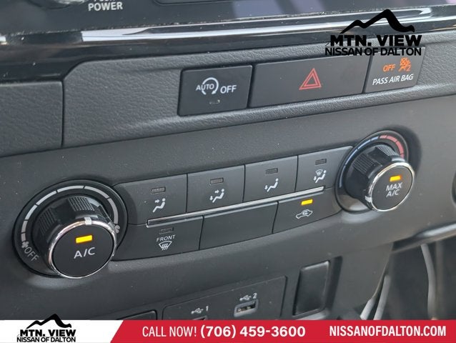 2024 Nissan Frontier SV