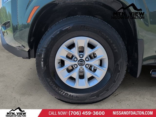 2024 Nissan Frontier SV