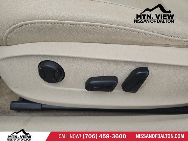 2012 Volkswagen Passat 2.5 SE