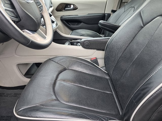 2021 Chrysler Pacifica Base