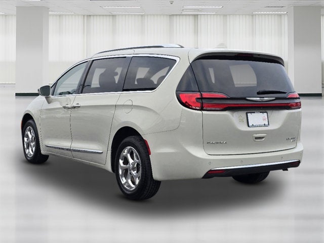 2021 Chrysler Pacifica Base