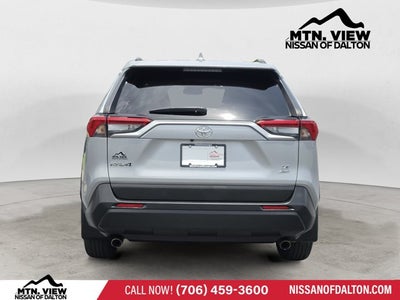 2021 Toyota RAV4 LE