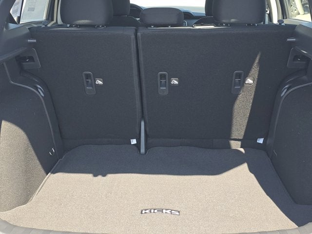 2025 Nissan Kicks Play S