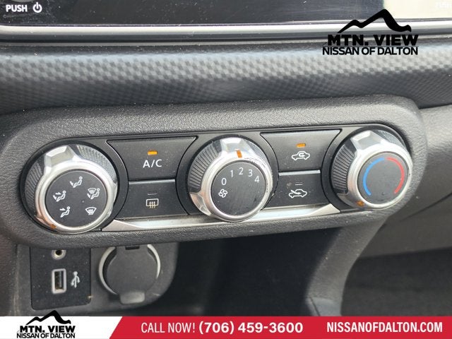 2022 Nissan Kicks S