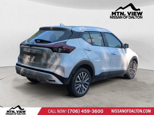 2023 Nissan Kicks SV