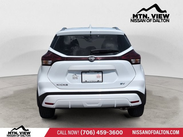 2023 Nissan Kicks SV