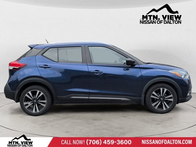 2020 Nissan Kicks SR