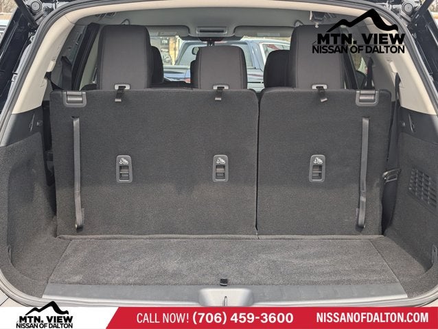 2025 Nissan Pathfinder S