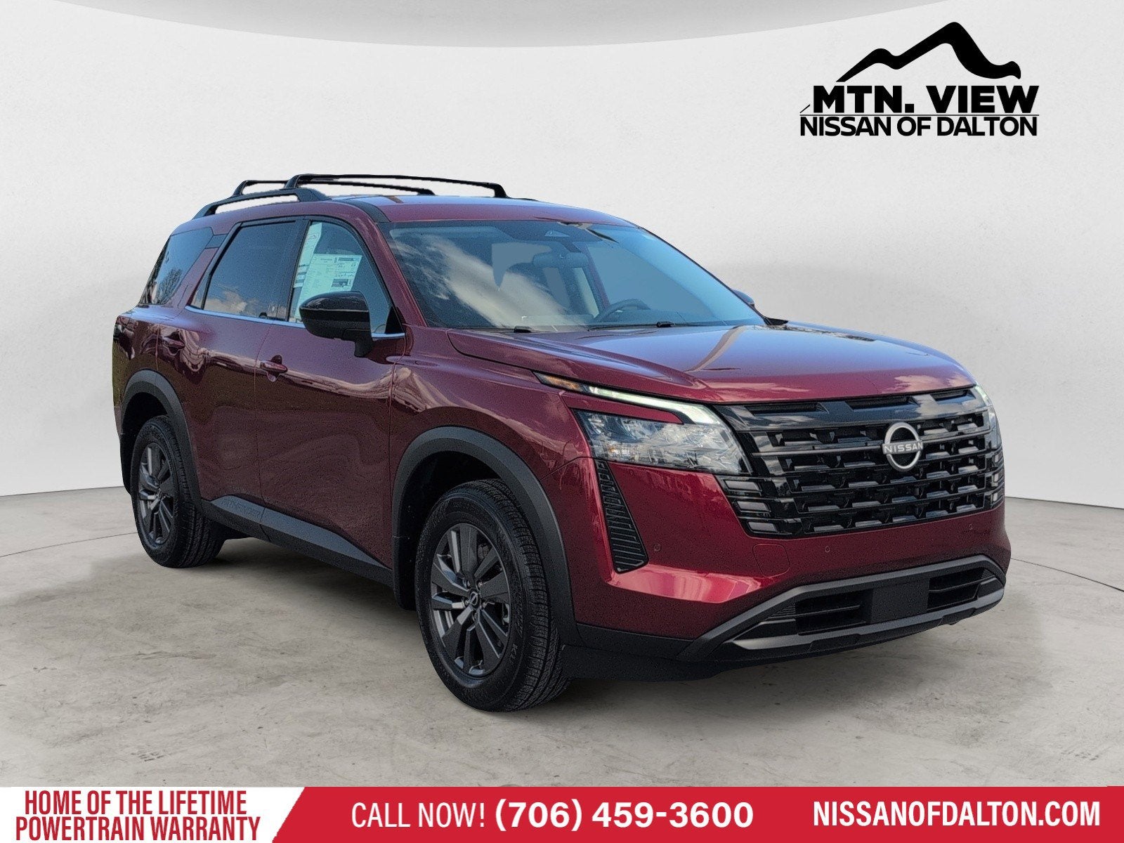 2026 Nissan Pathfinder SV