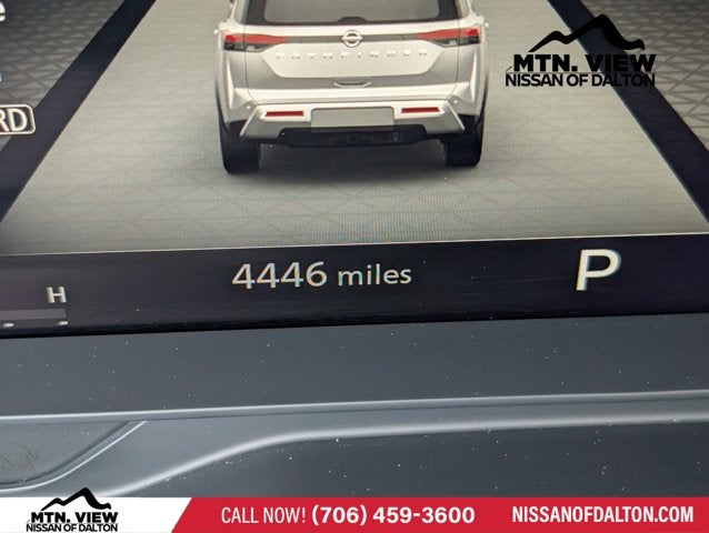 2025 Nissan Pathfinder Platinum