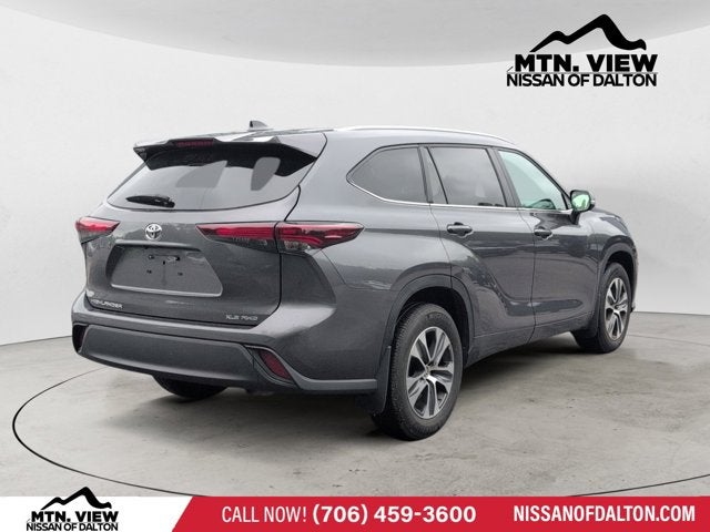 2024 Toyota Highlander XLE