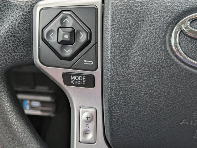 2014 Toyota Tundra 4WD Truck SR5