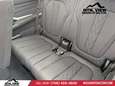 2025 BMW X7 xDrive40i