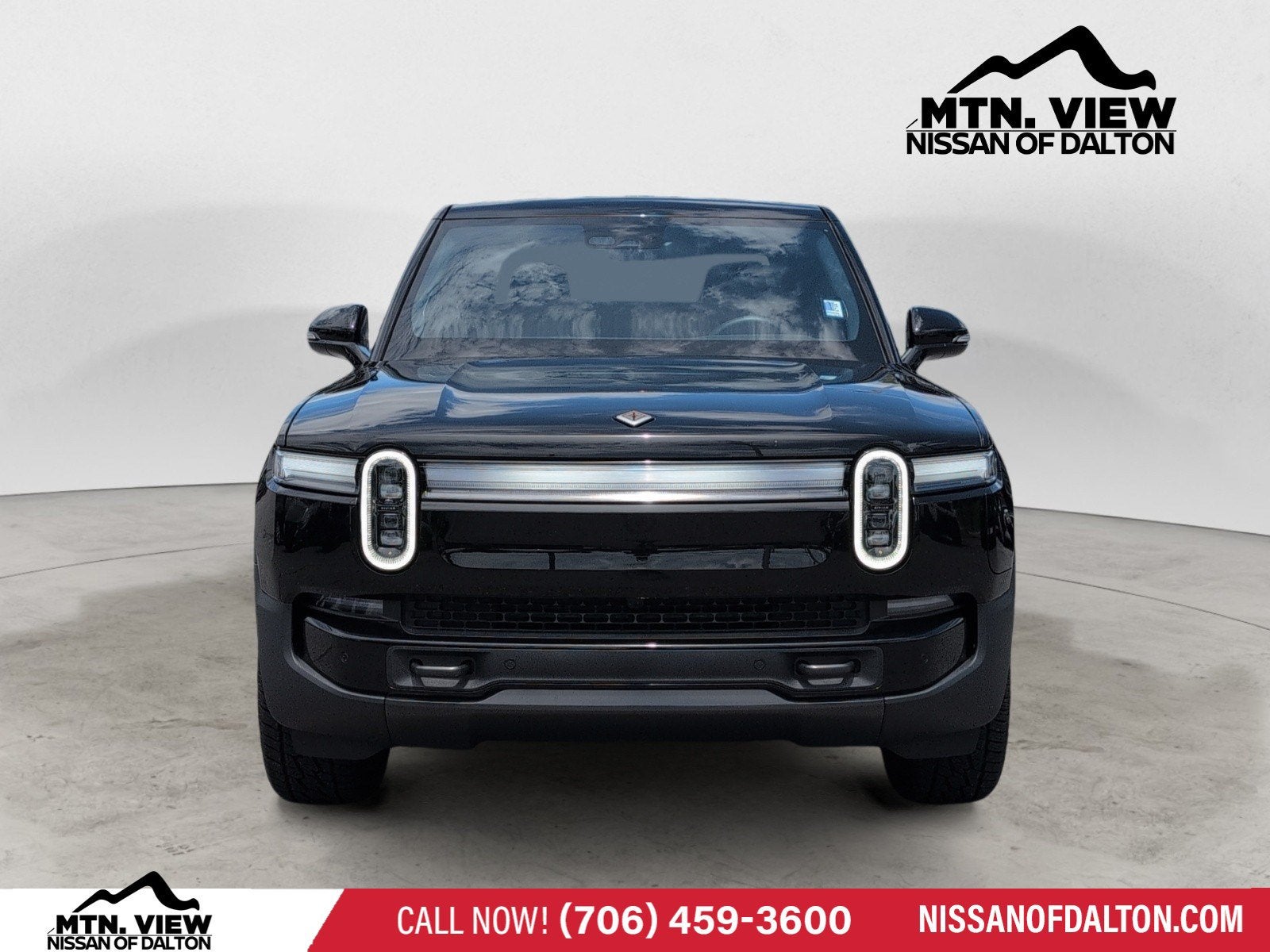 2025 Rivian R1T Adventure