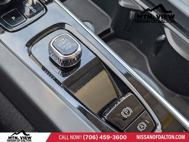2024 Volvo S60 Core Dark Theme