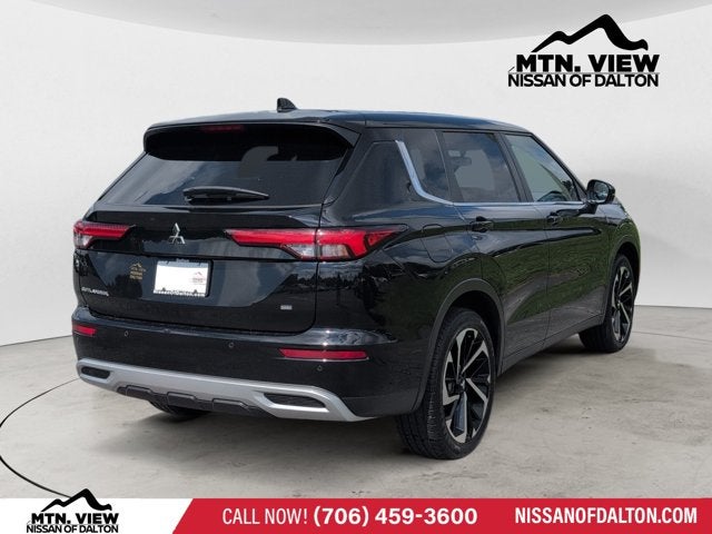 2024 Mitsubishi Outlander SE
