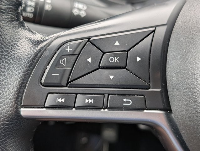 2021 Nissan Rogue Sport SV