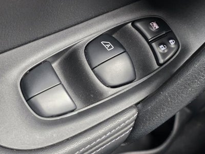 2019 Nissan Rogue Base