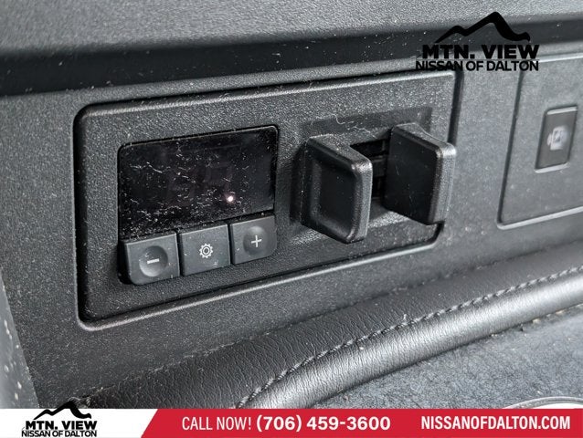 2024 Nissan Armada SV