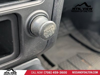 2001 Nissan Pathfinder LE