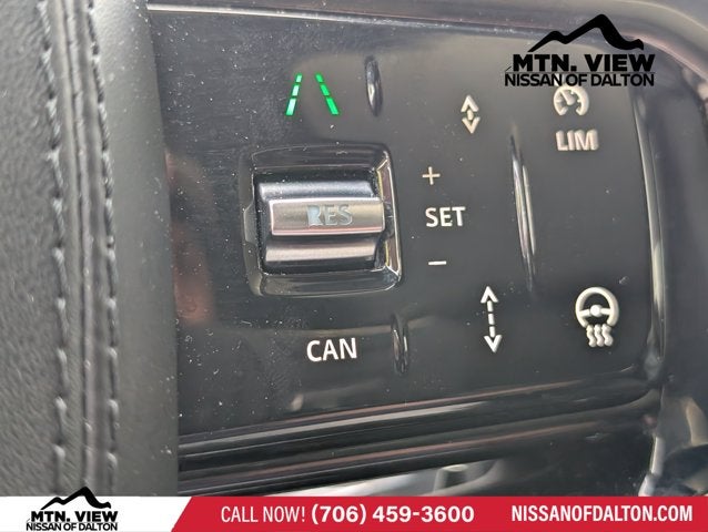 2025 Land Rover Range Rover Velar Dynamic SE