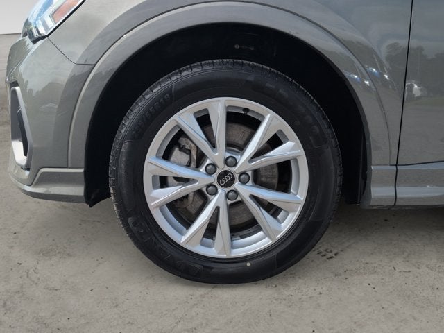 2024 Audi Q3 S line Premium