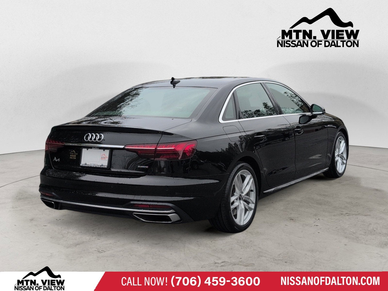 2022 Audi A4 Sedan S line Premium Plus