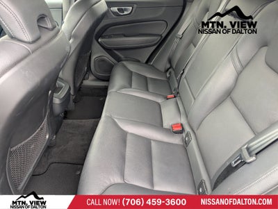 2024 Volvo XC60 Plus Dark Theme