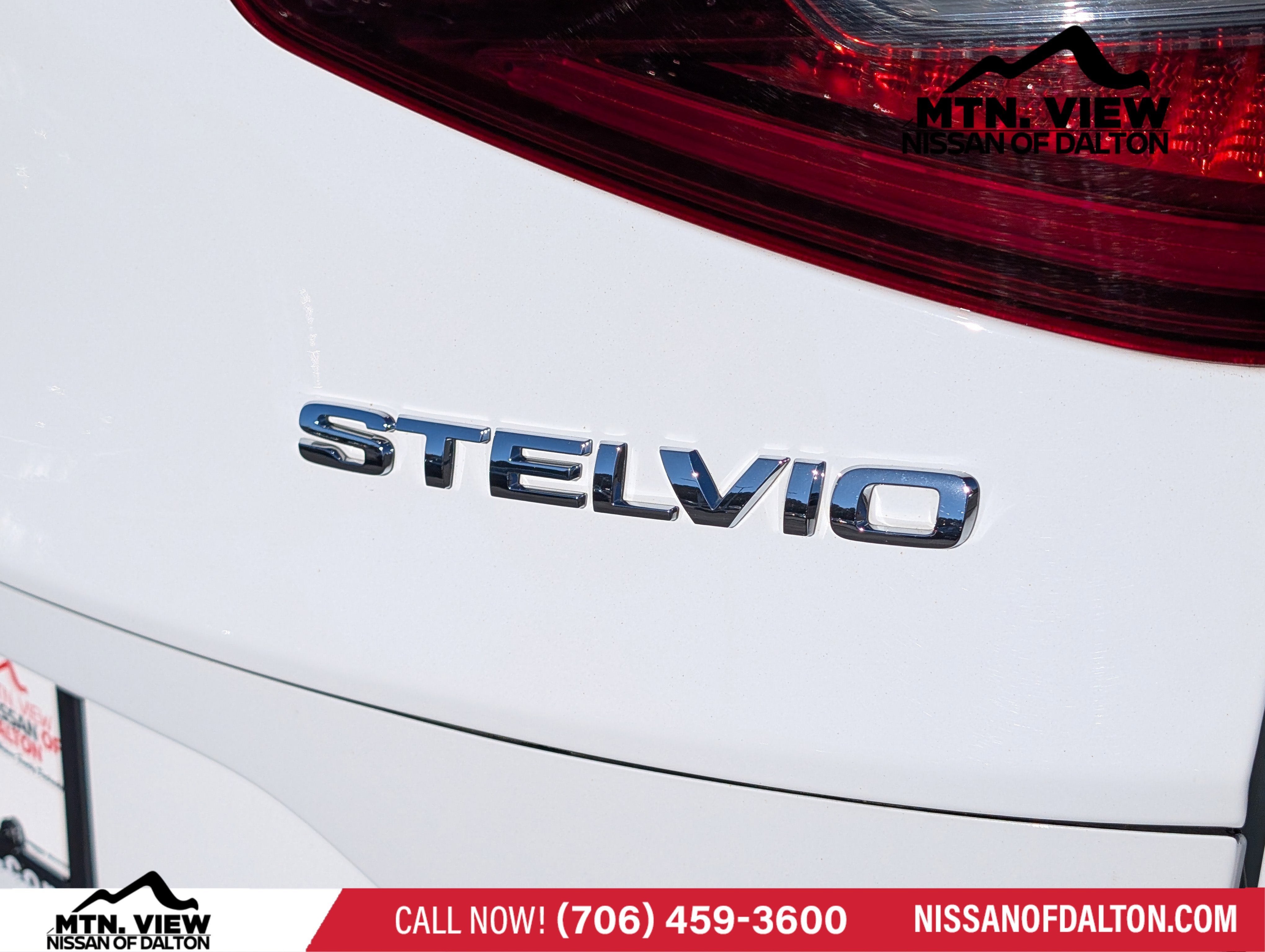 2022 Alfa Romeo Stelvio Veloce