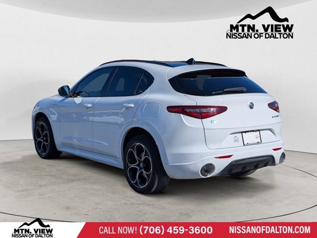 2022 Alfa Romeo Stelvio Veloce