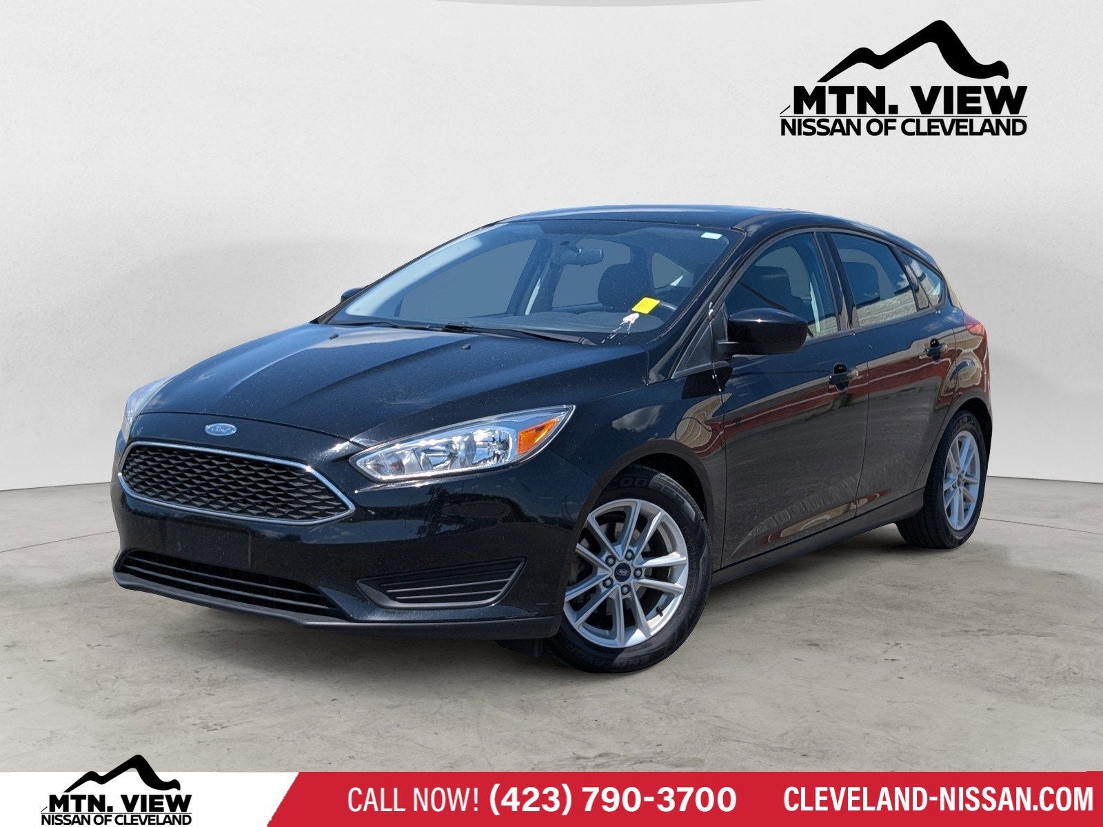 Used 2018 Ford Focus SE with VIN 1FADP3K24JL281559 for sale in McDonald, TN