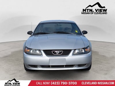 2003 Ford Mustang V6