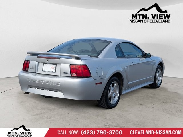 2003 Ford Mustang V6