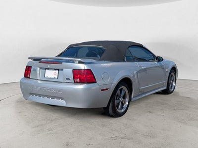 2004 Ford Mustang V6