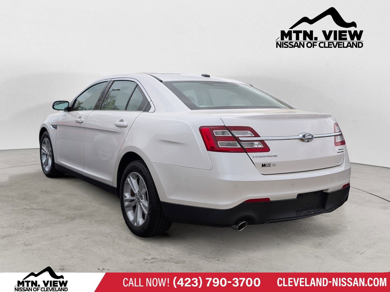 2016 Ford Taurus SEL