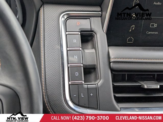 2022 GMC Yukon XL AT4