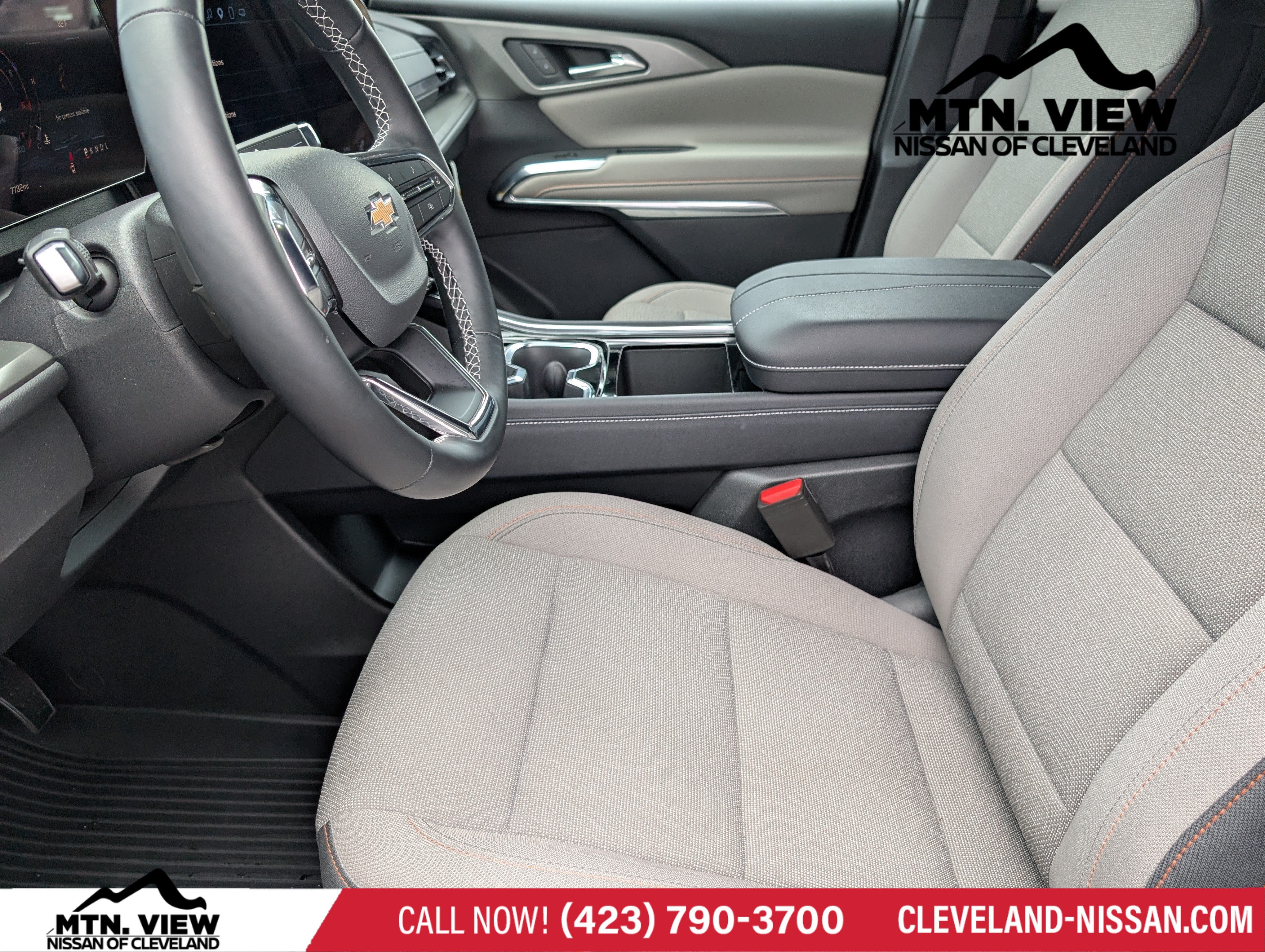2025 Chevrolet Traverse FWD LT