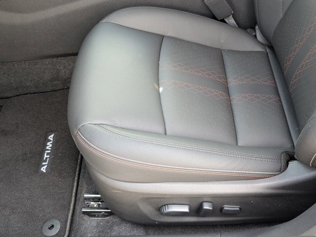 2026 Nissan Altima SR