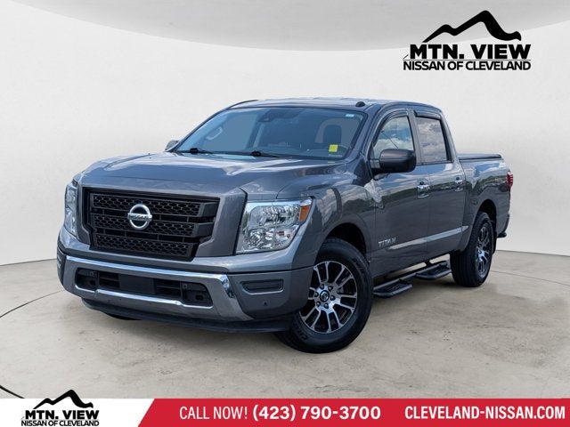 2021 Nissan Titan SV