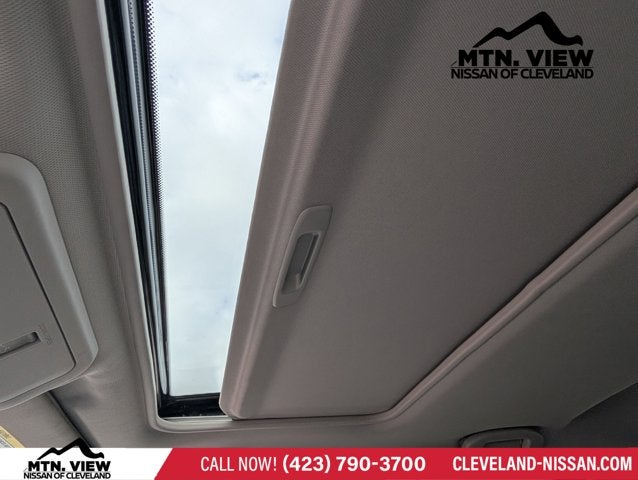 2024 Nissan Frontier SL